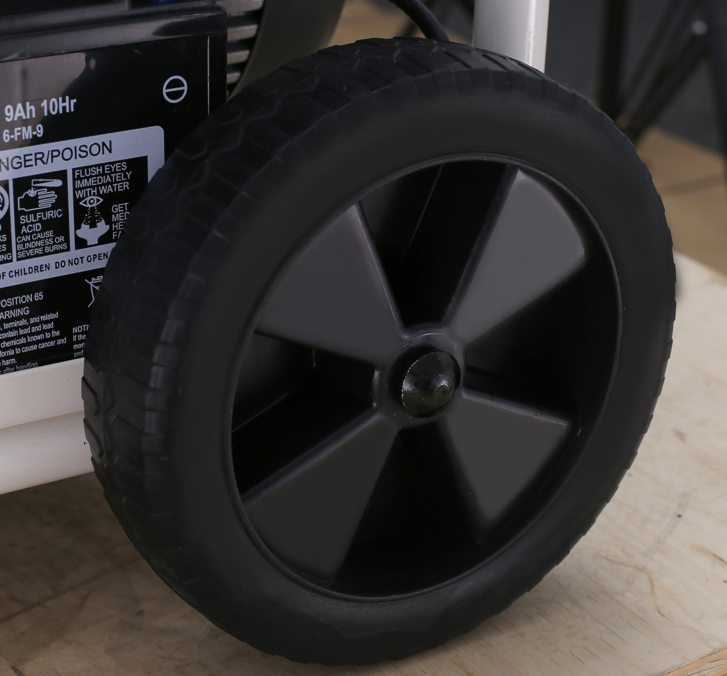 Pulsar 6580W Gas Powered Generator - SolarFlares Generators